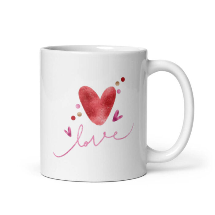 Cốc sứ hình quả tim Love xinh xắn