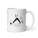 Cốc sứ hình tập Yoga với chậu hoa