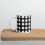 Cốc sứ hoạ tiết hình sọc trắng đen