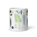 Cốc sứ họa tiết hình lá, đá và lông vũ