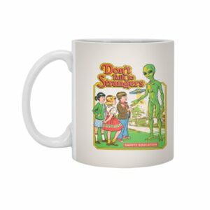 Ly sứ  hình Don't Talk to Strangers